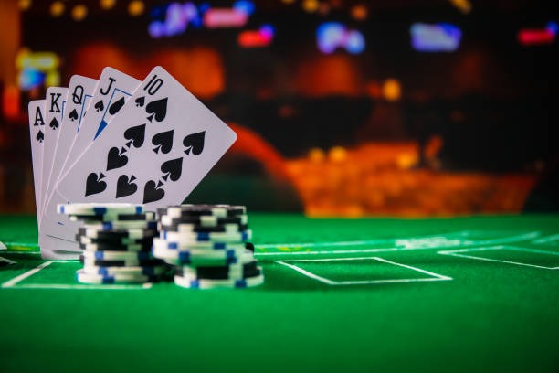 Golden Toad slot game interface displayed on mobile phone in sgcvip app
